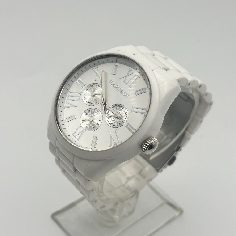 EXPRESS White Stainless Steel 44mm Women’s Watch Working New Battery - Picture 3 of 8